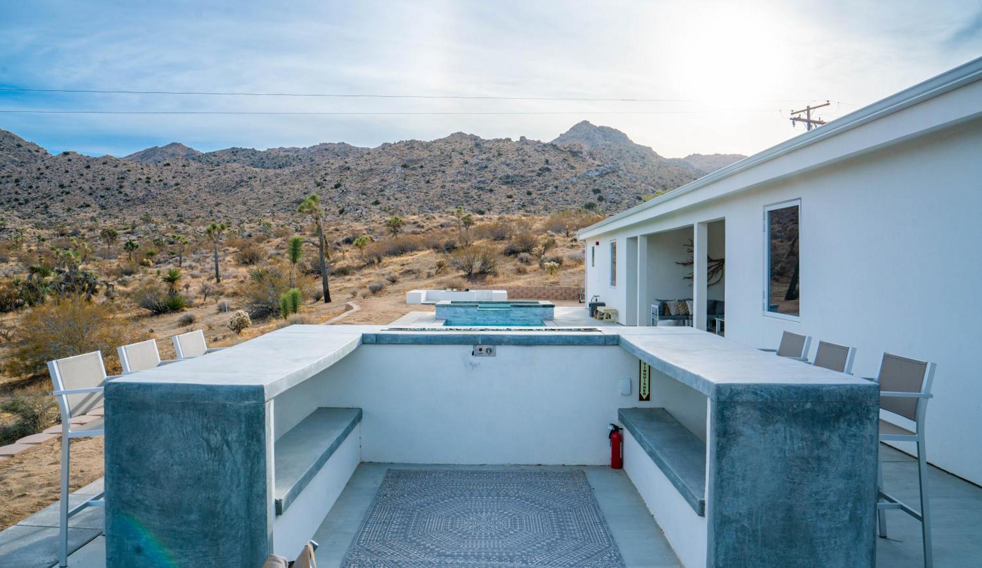Experience Desert Serenity Gateway To Joshua Tree Exteriör bild