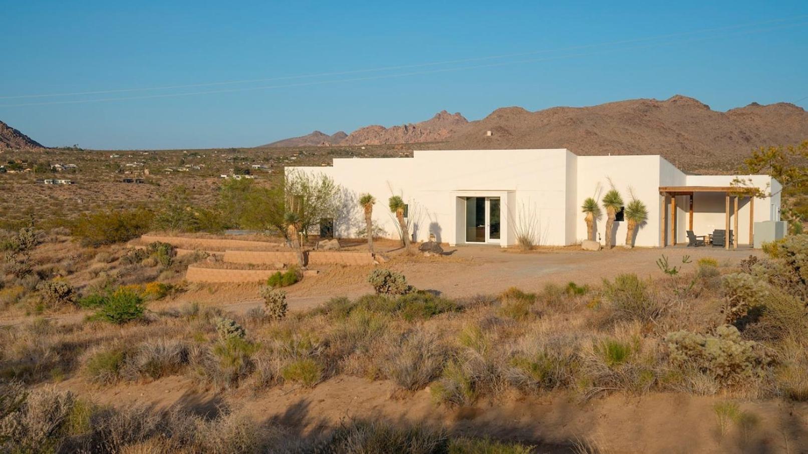 Experience Desert Serenity Gateway To Joshua Tree Exteriör bild